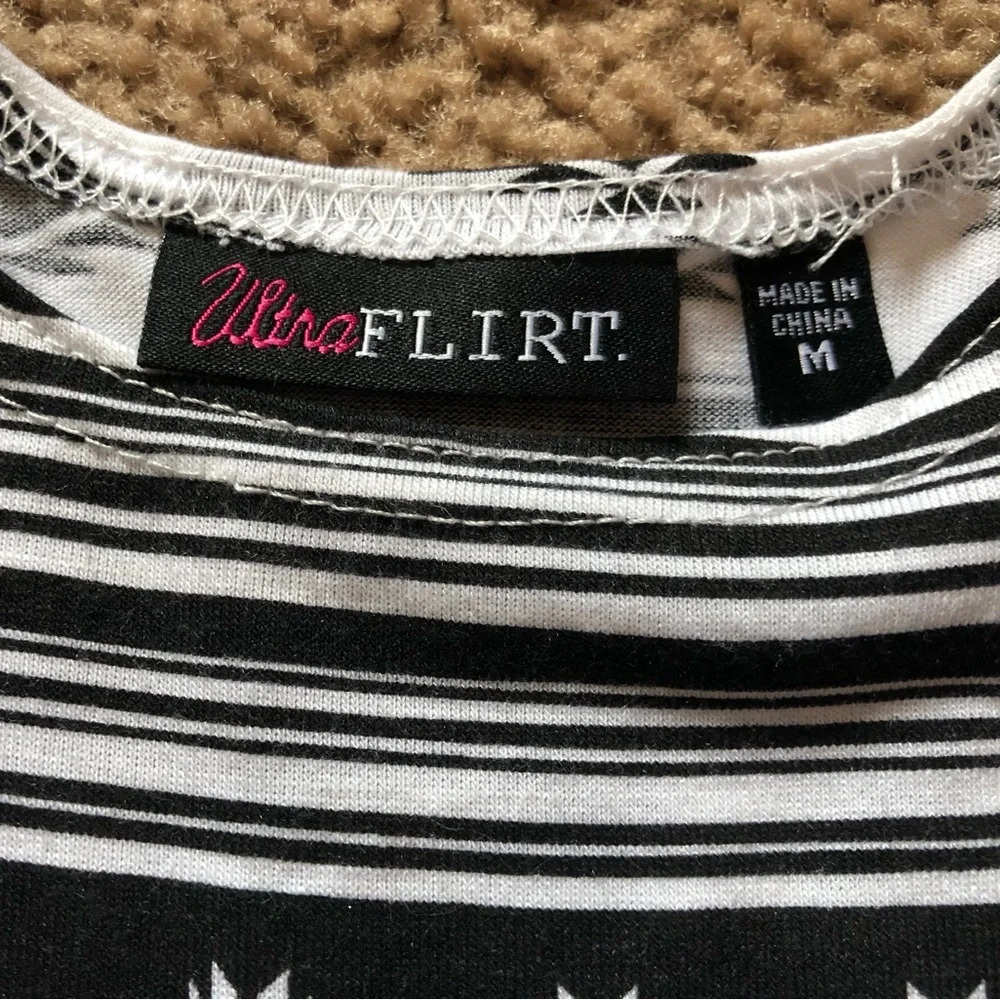 Ultra Flirt Black and White Patterned Summer Dress - Picture 2 of 4